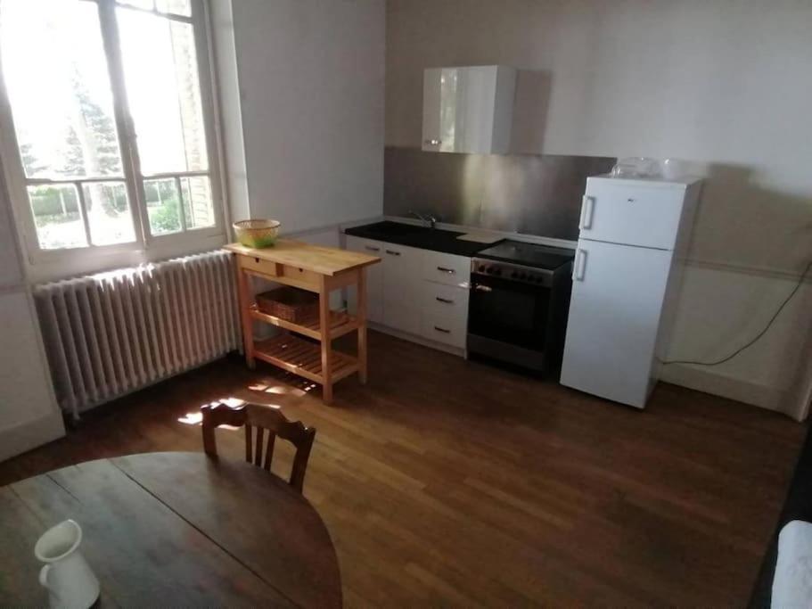 Independant Dans Grande Maison Apartment Pouilly-sur-Loire